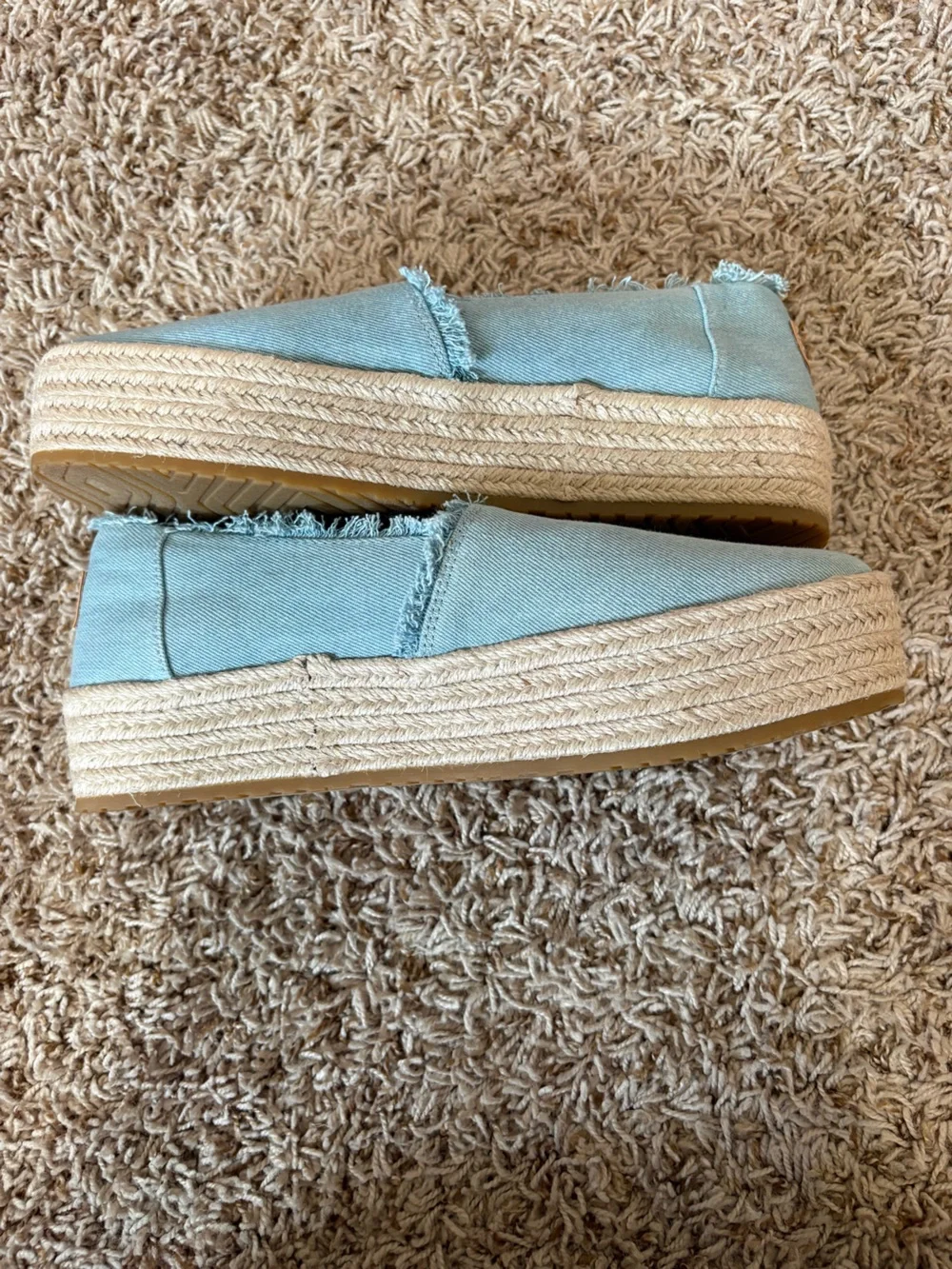 TOMS Valencia Espadrille Slip-On  Platform Women's size 9.5 NWT!!!